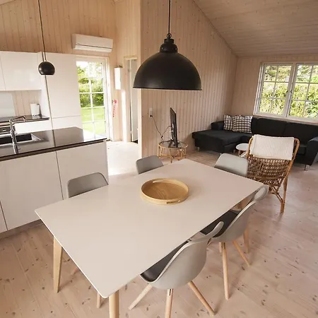 Snerlevej 4 Holiday House Dom wakacyjny *